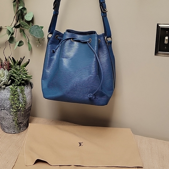 Louis Vuitton Handbags - LV Blue Epi Petite Bucket Tote Bag w/Dust Bag